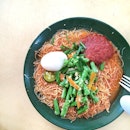 Mee Siam for Friday ~~ #meesiam#potd#instagood#foodgram#foodporn#breakfast#instadaily#foodplace#foodphotography#foodstagram#instapic#delish#nomnom#igsg#instagramsg#iweeklyfood#shiok