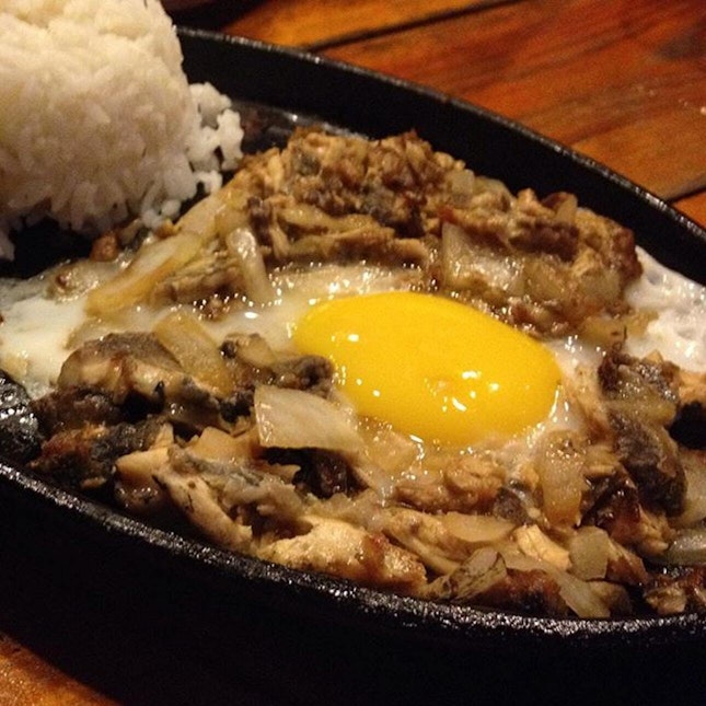 When you're not so much into Pork, then you can always try this Chicken Sisig for only php99.