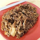 Char Kway Teow from Toa Payoh Fried Kway TeowThis plate of char kway teow came in gleaming!