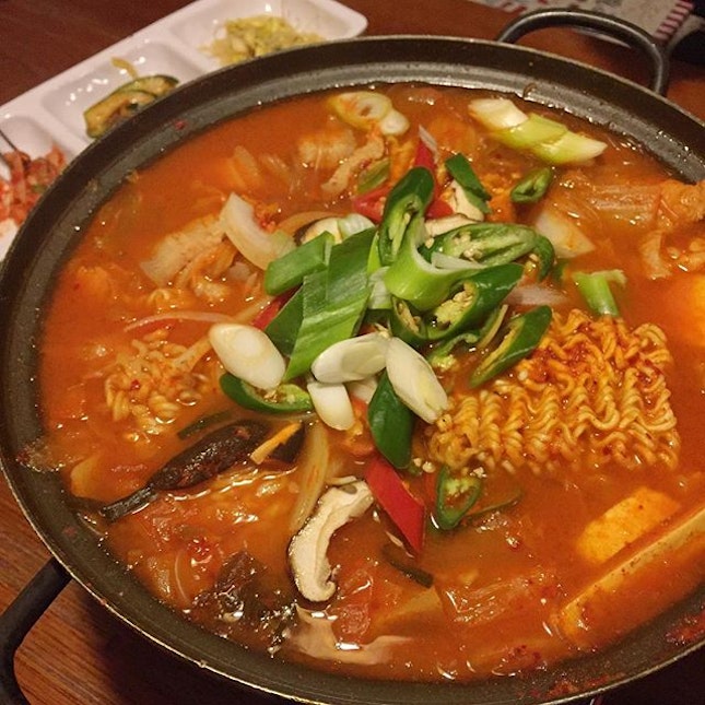 Finally satisfied my HUGE craving for korean food!!