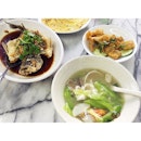 | Shrimp Omelette, Fried Fish, Seafood Soup with Bittergourd & Sated Egg Yolk Pork Ribs | Yesterday's familia dinner 🍽

#chinesefood #zichar #food #foodie #foodiesg #sgfoodie #foodart #foodinc #fooddiary #foodstagram #foodspotting #foodporn #foodphotography #sgfood #sgfoodporn #sgfooddiary #sgmakandiary #instafood #lifeisdeliciousinSingapore #Burpple #HungryGoWhere #8DaysEat #droolsnapnom