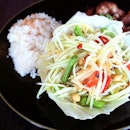 Healthy delicious spicy Thai Papaya Salad aka Som Tom