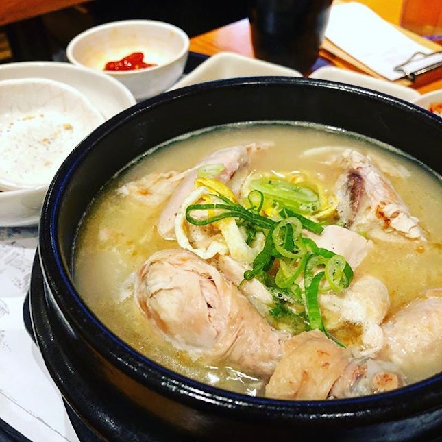 The Korean ginseng chicken soup that is so value for money.