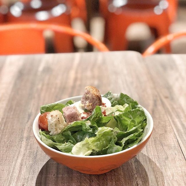 <🇩🇪> Diät, um gesund zu sein
<🇬🇧> Diet, for a healthier life
•
🥗: Caesar Salad - S$8.00
📍: @thesoupspoonsg Singapore