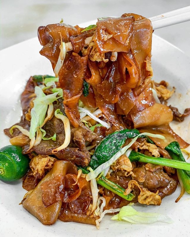My recent cravings for dry beef hor fun has led me to YY Kafei Dian.