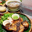 Located at Changi City Point is a beautifully designed restaurant that exudes a modern Vietnamese feel while dishing out food that will transport you momentarily back to Vietnam.