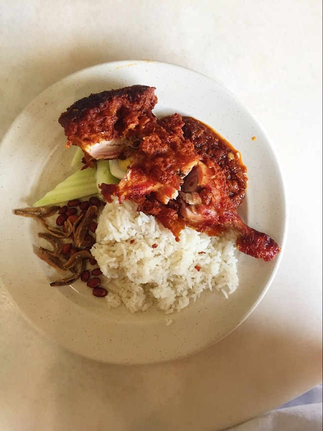 Nasi Lemak Ayam | For the Cravings