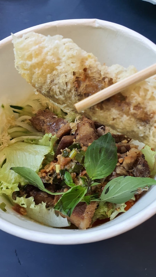 Dry Rice Vermicelli With Grilled Pork Belly & Spring Roll ($9.90)
