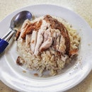 roasted chicken rice 👍
27.11.17
#foodporn #sgfoodporn #foodsg #sgfoodies #instafood #foodstagram #cafehoppingsg #sgcafefood #vscofood #burpple #hungrygowhere