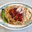 roasted duck noodles 👍🏻
22.8.19
#foodporn #sgfoodporn #foodsg #sgfoodies #instafood #foodstagram #vscofood #burpple #hungrygowhere #hawkerfood #hawkercentre