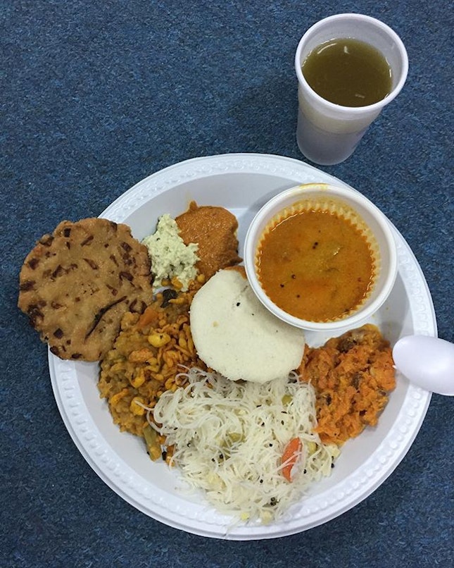 Tonite Indian vegetarian catered dinner 🥘