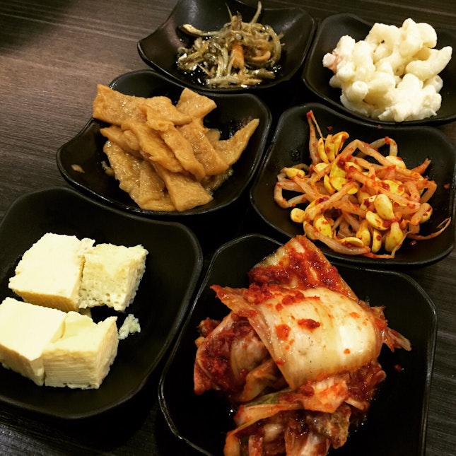 Sundubu Jjigae [Spicy Soft Tofu Stew], Banchan [Side Dishes], Haemulpajeon [Seafood Scallion Pancake] @ Three Meals A Day 一日三餐, 12 Chun Tin Road.