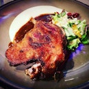 Confit de Canard $22.80
-
Crispy French duck leg confit with red wine sauce, mashed potato and mesclun salad.
