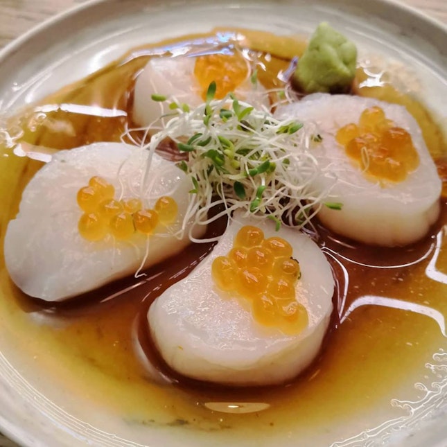 Hokkaido Scallop Sashimi($12)😋