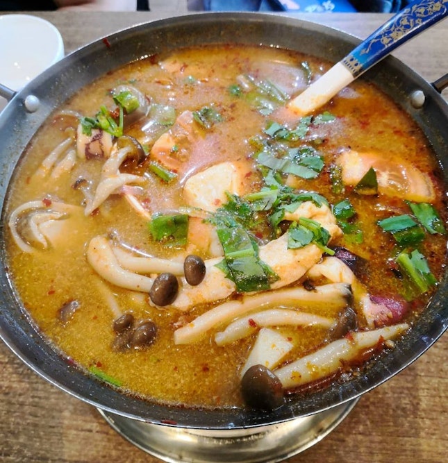 Seafood Tom Yum Soup($13.90)😌