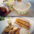 Soya Breakfast today~ 
I'm wondering Where to find the best #beancurd and #youzhakueh in SG?