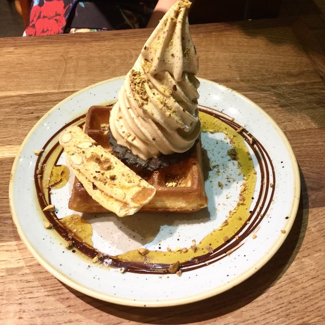 Waffles with Roasted Pistachio ice-cream