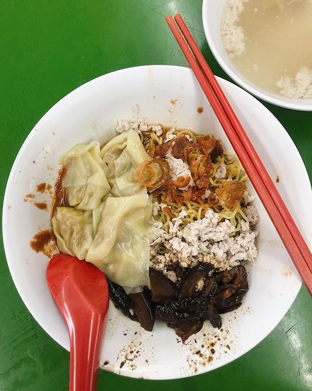 Mushroom minced meat mee kia dry (w/ chilli, w/o vinegar) - $5
I’m a super fan of hong lim food centre’s bcm stall (best in SG imo) of the same name but different brother, and was so so SO glad to have finally made my way down to bukit gombak to have this!!