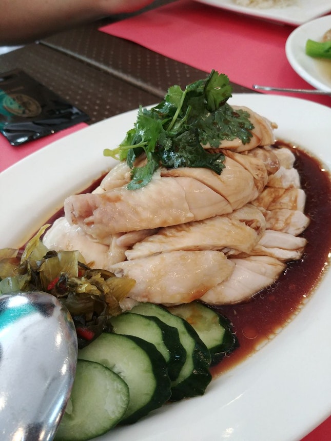 Singaporean Boiled Chicken (Chicken Rice)