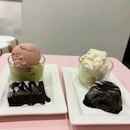 Ice Cream with Browine and Lava Cake
