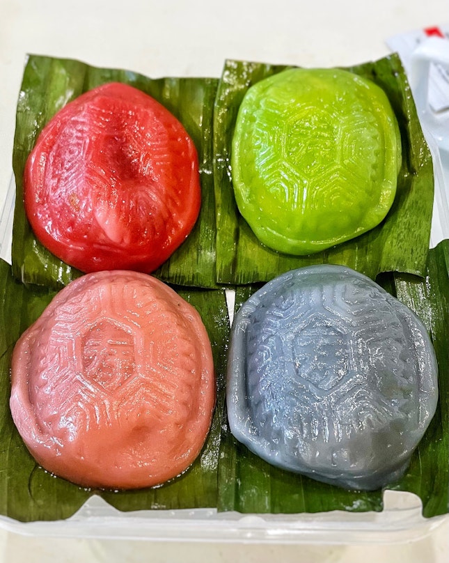Assorted Traditional Ang Ku Kueh