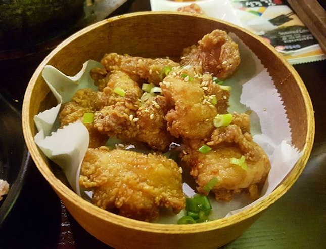 😋😋😋
Hansul Korean Restaurant Soy Boneless Chicken ($12.90), Ginseng Chicken Soup ($16.90) & Spicy Boneless Chicken ($12.90)!