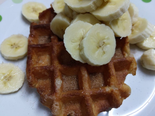 Waffle & Banana $6
