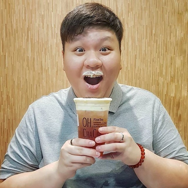 ☘Oh Cha Cha🍵
*
Premium Taiwan Tea Sommelier from Nantou Specialize in Artisan Oolong Tea Varieties that after drinking it, you will feel like dancing Chacha💃🕺
*
1 For 1 Oolong Artisan Tea till 
12 January 2018😍😍
~
Featuring:
Cheese Red Jade Tea ~ $5.2
(Inclusive Oreo Topping - $0.70)
☝️☝️☝️☝️
P.S.