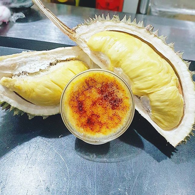 🍽☆GIVEAWAY ALERT!!!!!☆🍽
~
🍮🍮🍮🍮🍮🍮🍮🍮🍮🍮
~
☠☡Highly Addictive☠☡
~
Carolmel's Homemade King of Cat Mountain Durian Creme Brulee
~
We are giving away 1 MSW Durian Creme Brulee to 2 Winner🏆
~
What're you waiting for??