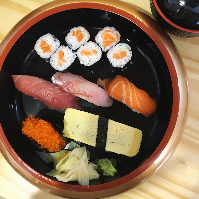 No.8 Nigiri Sushi Lunch (RM23)