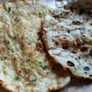 Garlic Naan & Kashmiri Naan