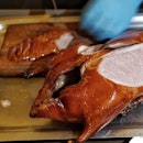 Roast Peking Duck at @imperialtreasuresg, is a must item to order when dine in here.