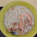 Seafood Soup With Thick Rice Vermicelli