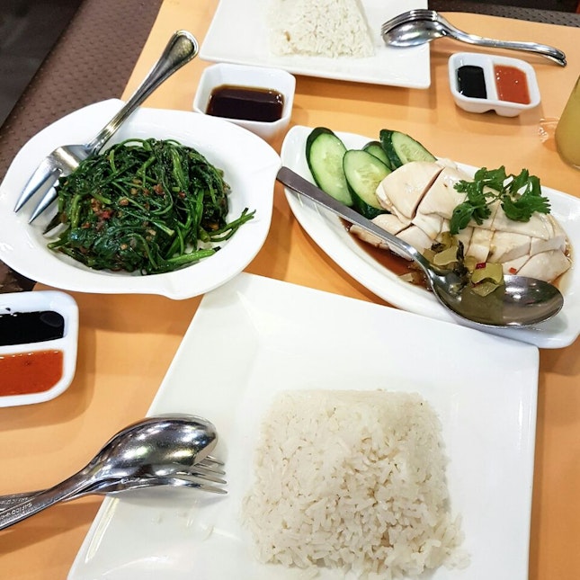 Sambal Kang Kong & Chicken Rice