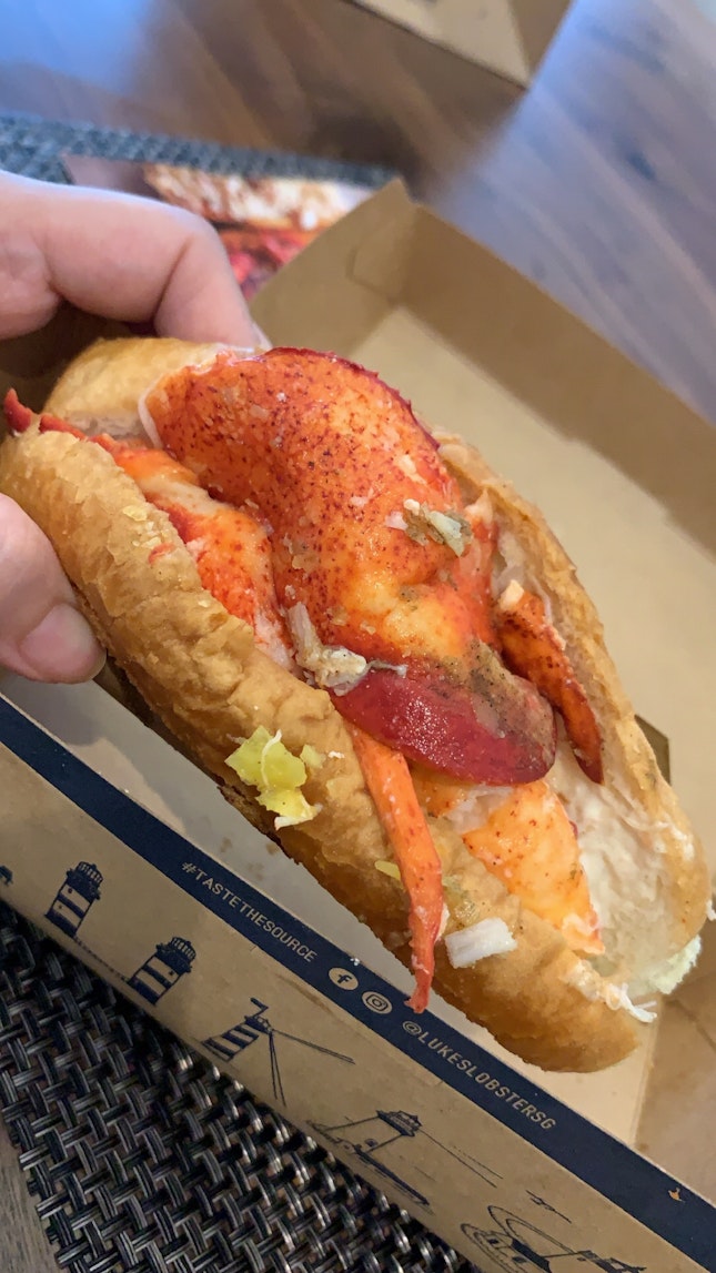 Lobster Roll Me