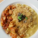 Truffle Mac And Cheese With Spicy Chicken