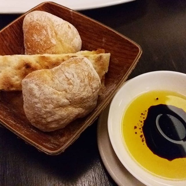 Bread with Olive Oil & Balsamic Vinegar dip, from La Nonna!