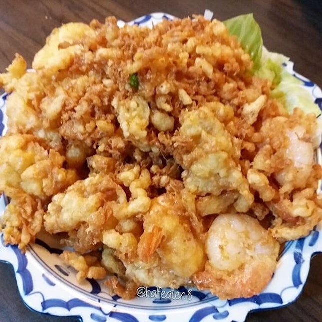 Fried Prawn with Pepper and Garlic from Sanuk Thai!