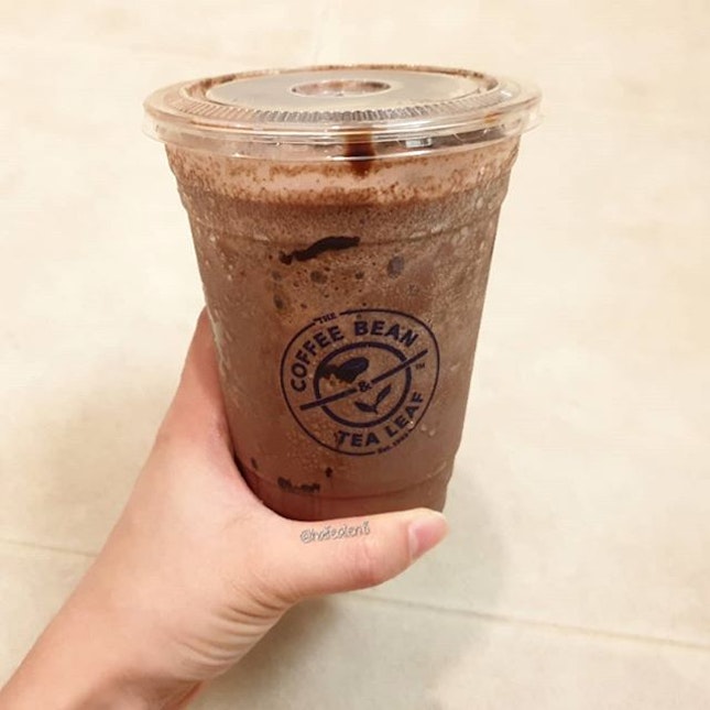 Chocolate Cookie Ice Blended from Coffee Bean!