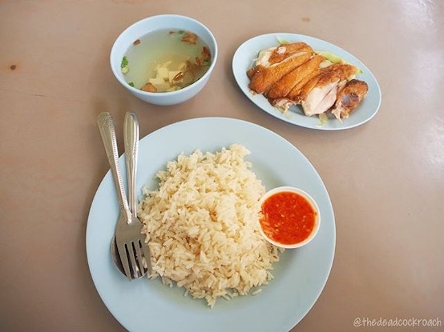 This is my drumstick rice ($3.50) from Henry’s Chicken Rice at Commonwealth Crescent Market & Food Centre.