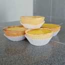 Good Thick Egg Tart (S$1.10) Good simple bakery shop in the old airport road food center.