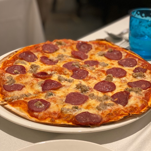 Bormio: Minced Pork and Pepperoni Pizza