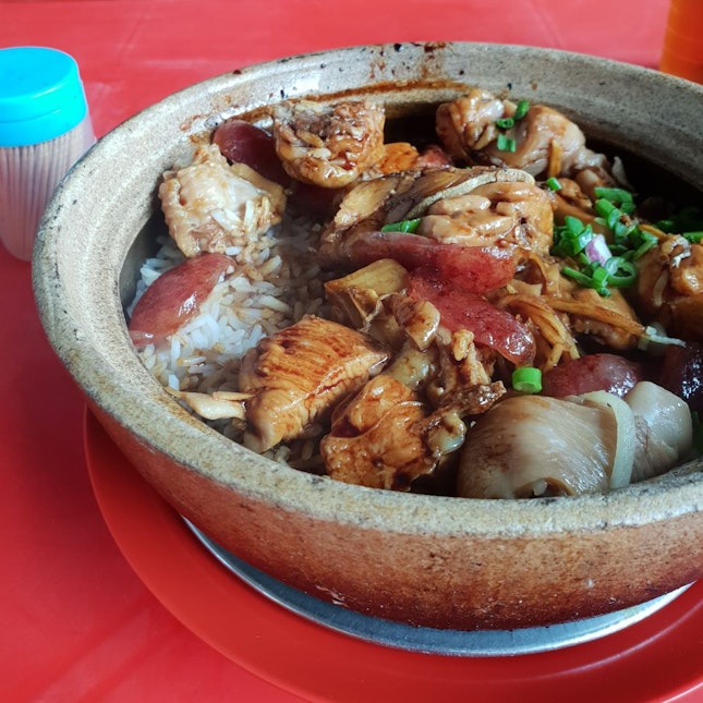 Go To Place For Claypot Chicken Rice