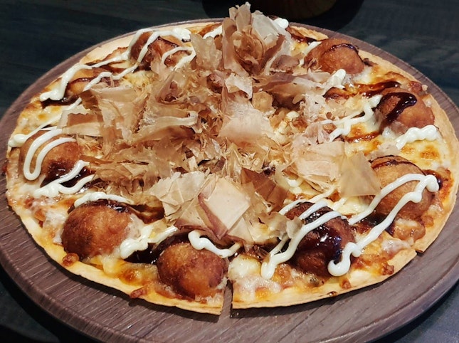 Takoyaki Pizza ($14.90++)