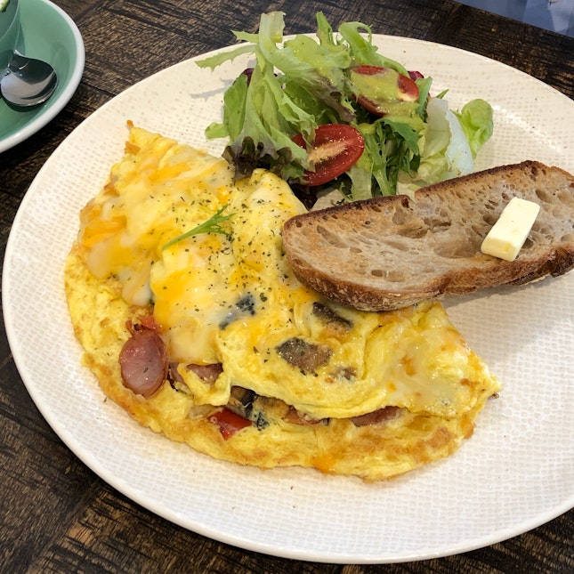 Classic French Omelette ($12)