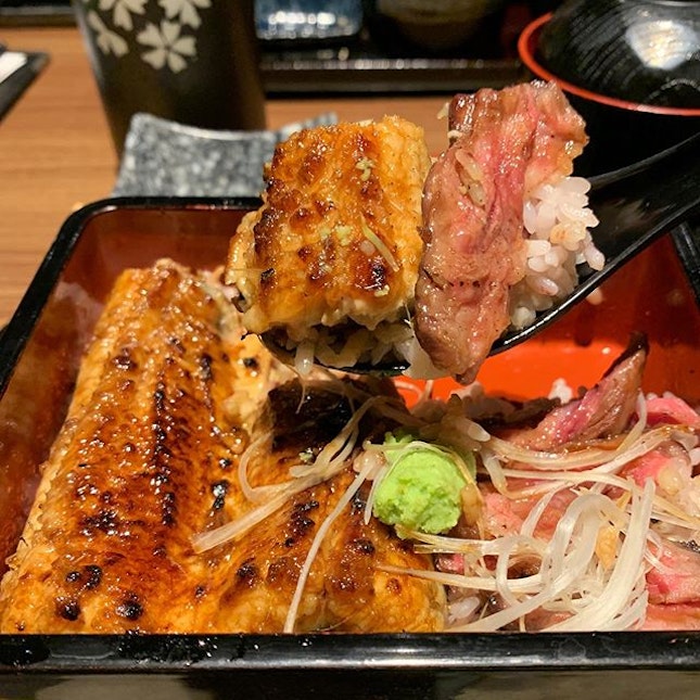 Charcoal grilled unagi and mouth watering wagyu beef all in one bite 🤤