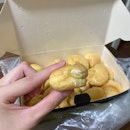 D24 Mini Durian Puffs