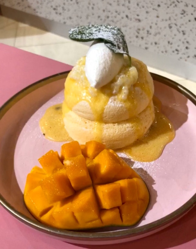 Mango-Passionfruit Soufflé Pancake