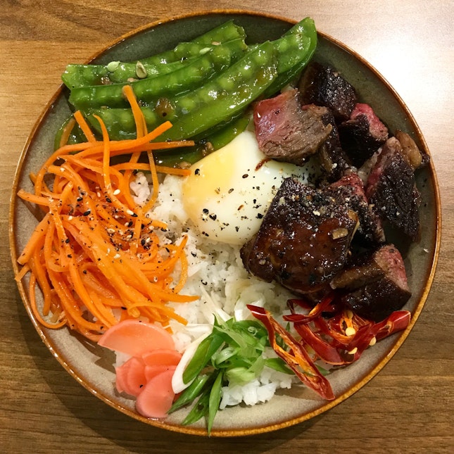 beef bowl and some truffle (aroma)