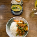 Green Curry Chicken And Spicy Pork 
